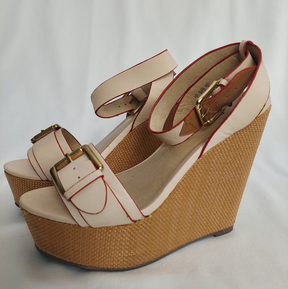 Just Fab Lucca platform wedge